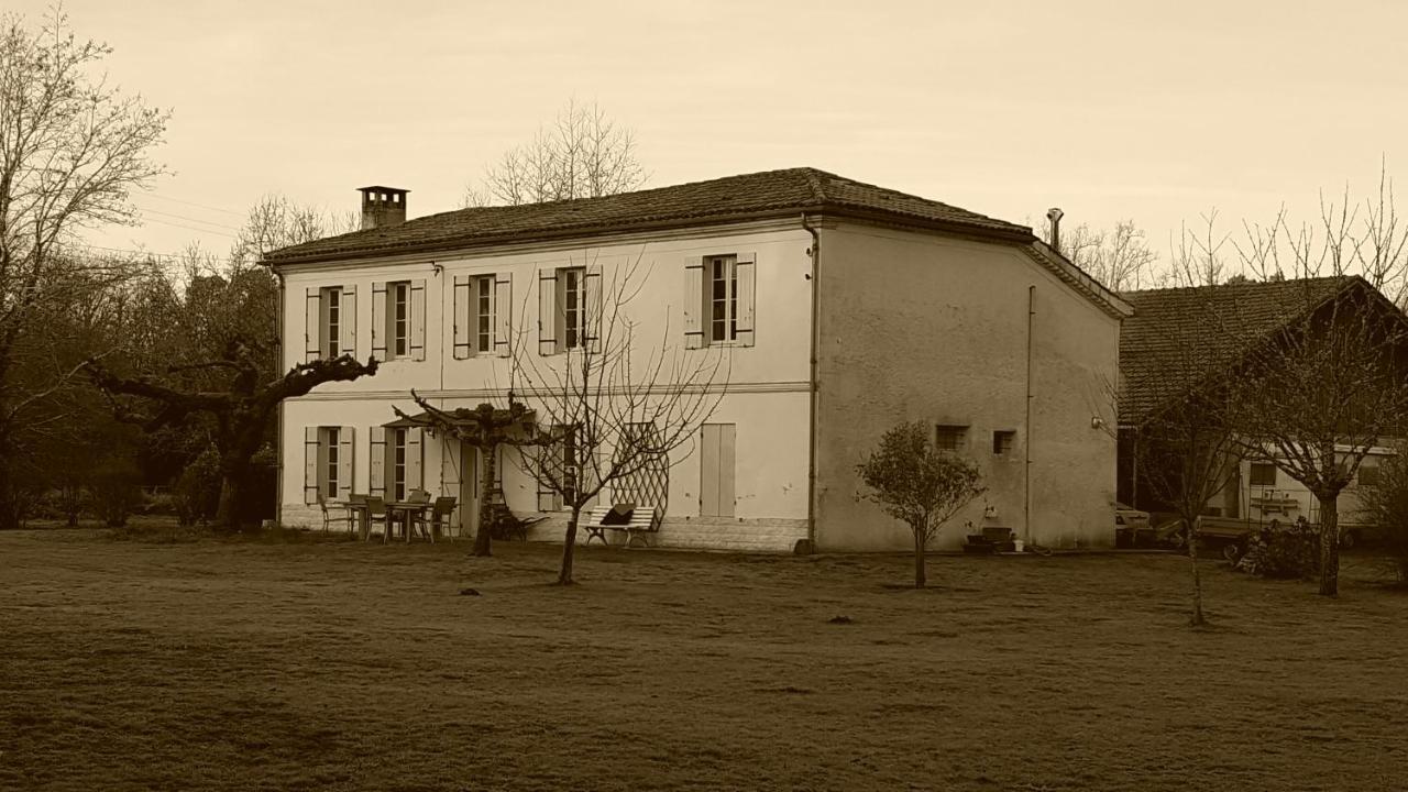 Bed and Breakfast Chez Alexandra Louchats Esterno foto