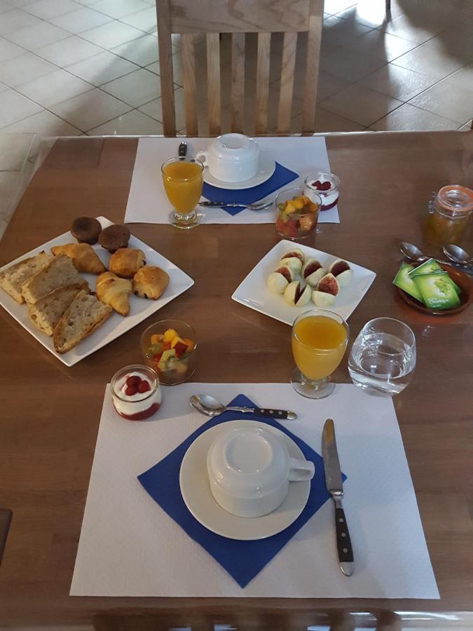 Bed and Breakfast Chez Alexandra Louchats Esterno foto
